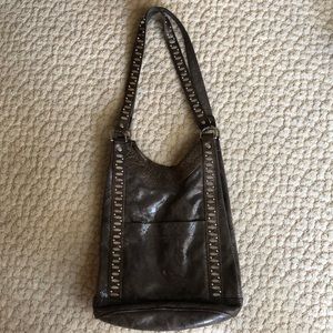 Leather shoulder bag